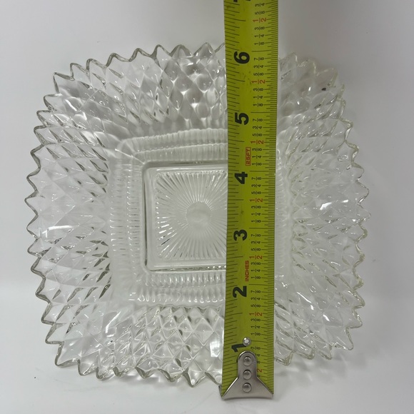 Vintage Indiana Glass Diamond Point Ruffle Edge Square Nut Candy Trinket Dish - Picture 8 of 8